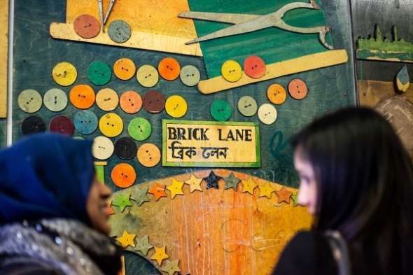 ‘We are shadows: Brick Lane’ – Family show is innovative and imaginative